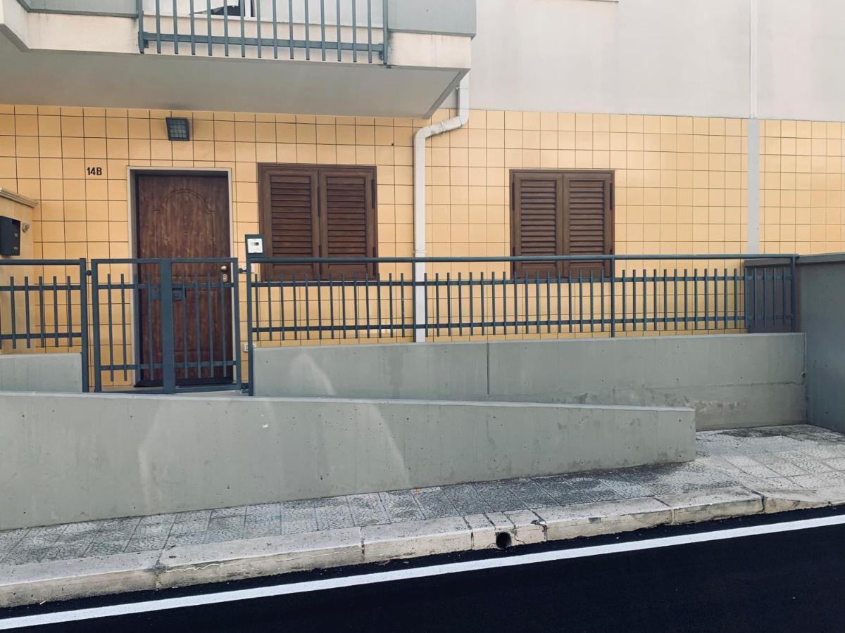 House 14B - Monopoli Βίλα Εξωτερικό φωτογραφία